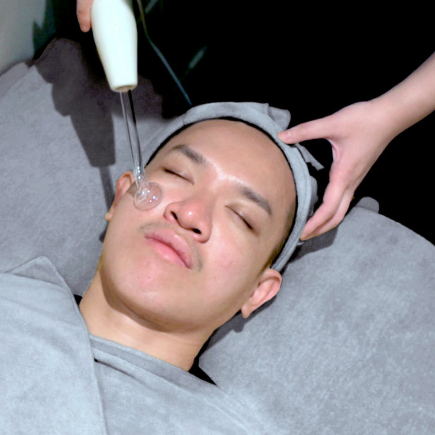 Acne Clarifying Acne Clarifying by Men's Expressions to treat acne skin